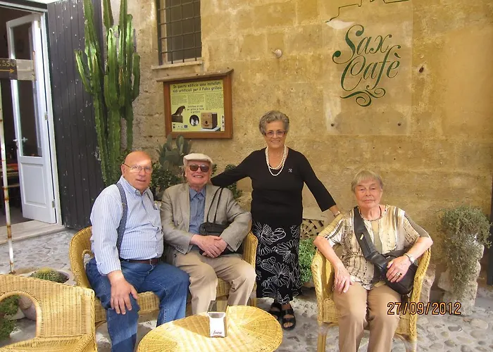 Alojamento de Acomodação e Pequeno-almoço Sax Barisano Matera