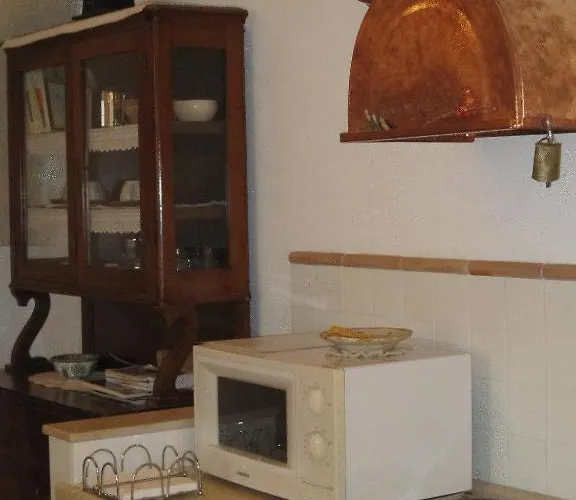 Alojamento de Acomodação e Pequeno-almoço Sax Barisano Matera